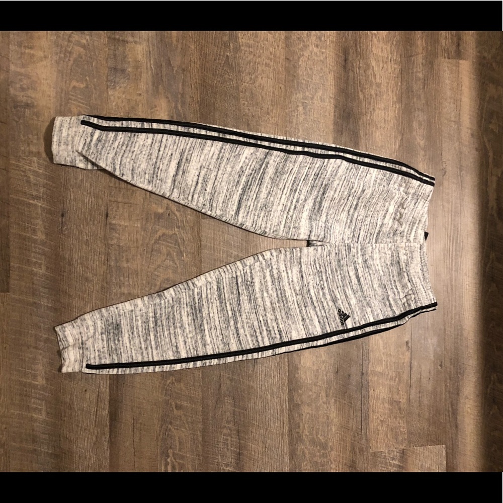 Girls M 10-12 Adidas gray pants